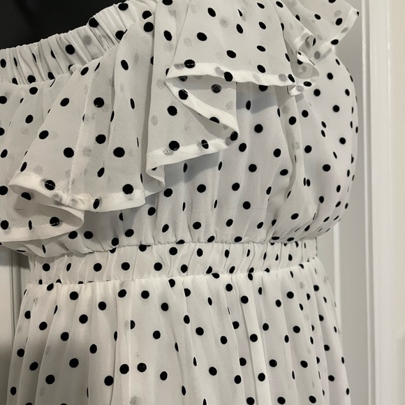Perfectly Priscilla One Shoulder Ruffle and Polka Dot Dress size L - Picture 7 of 9